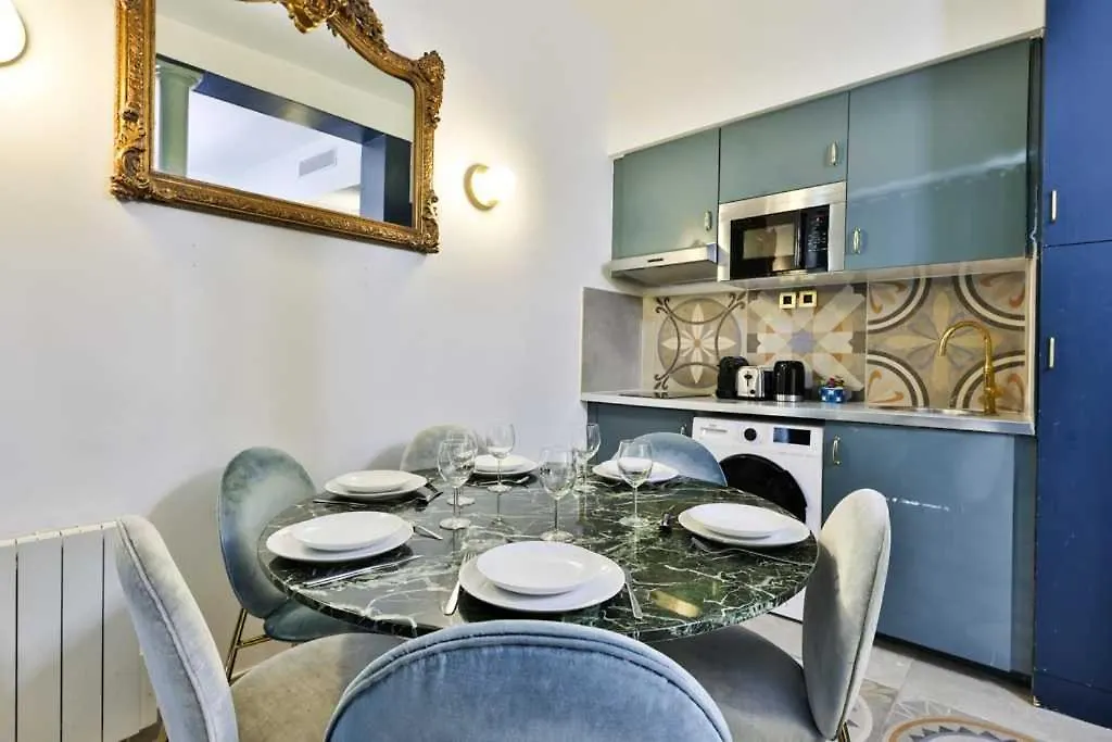 Lovely Loft With 2 Bedrooms Air Conditioned Lejlighed *